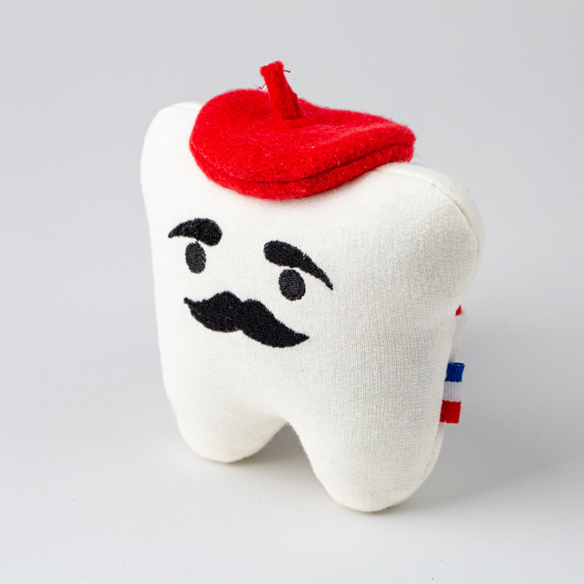 Yorik-3 Peluche en forme de dent de lait nommée Yorik pour enfants